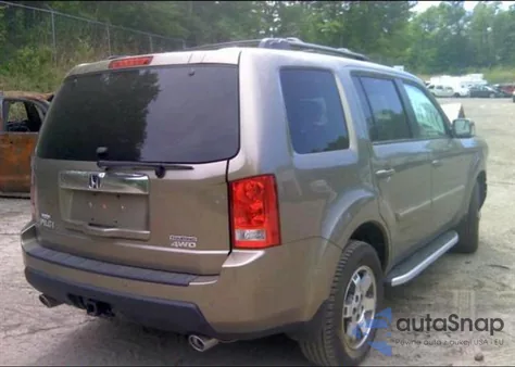 2011 Honda Pilot Touring из США, поврежденный, VIN 5FNYF4H92BB099646